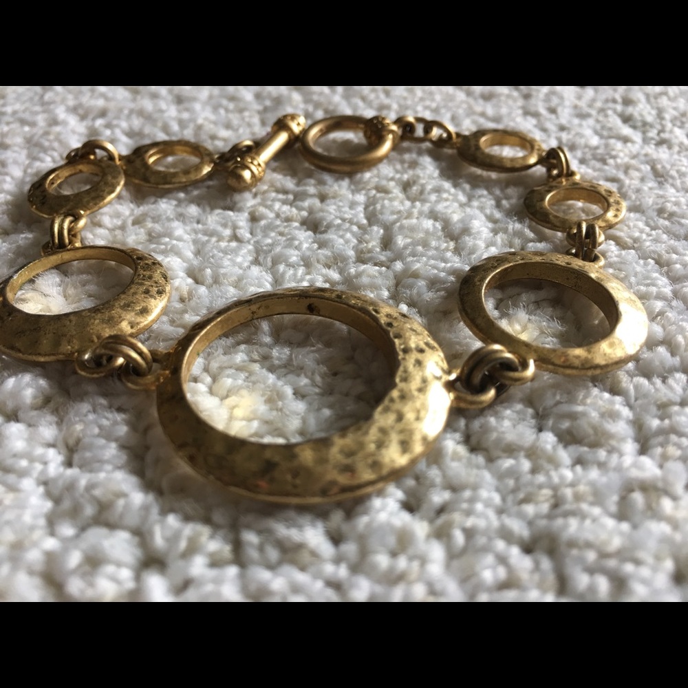 Bracelet